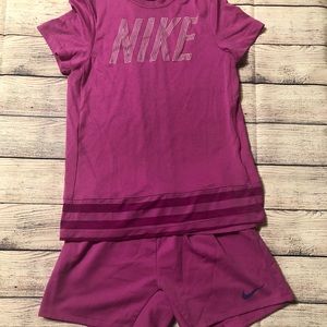 Girls Nike Dri-fit short & shirt set